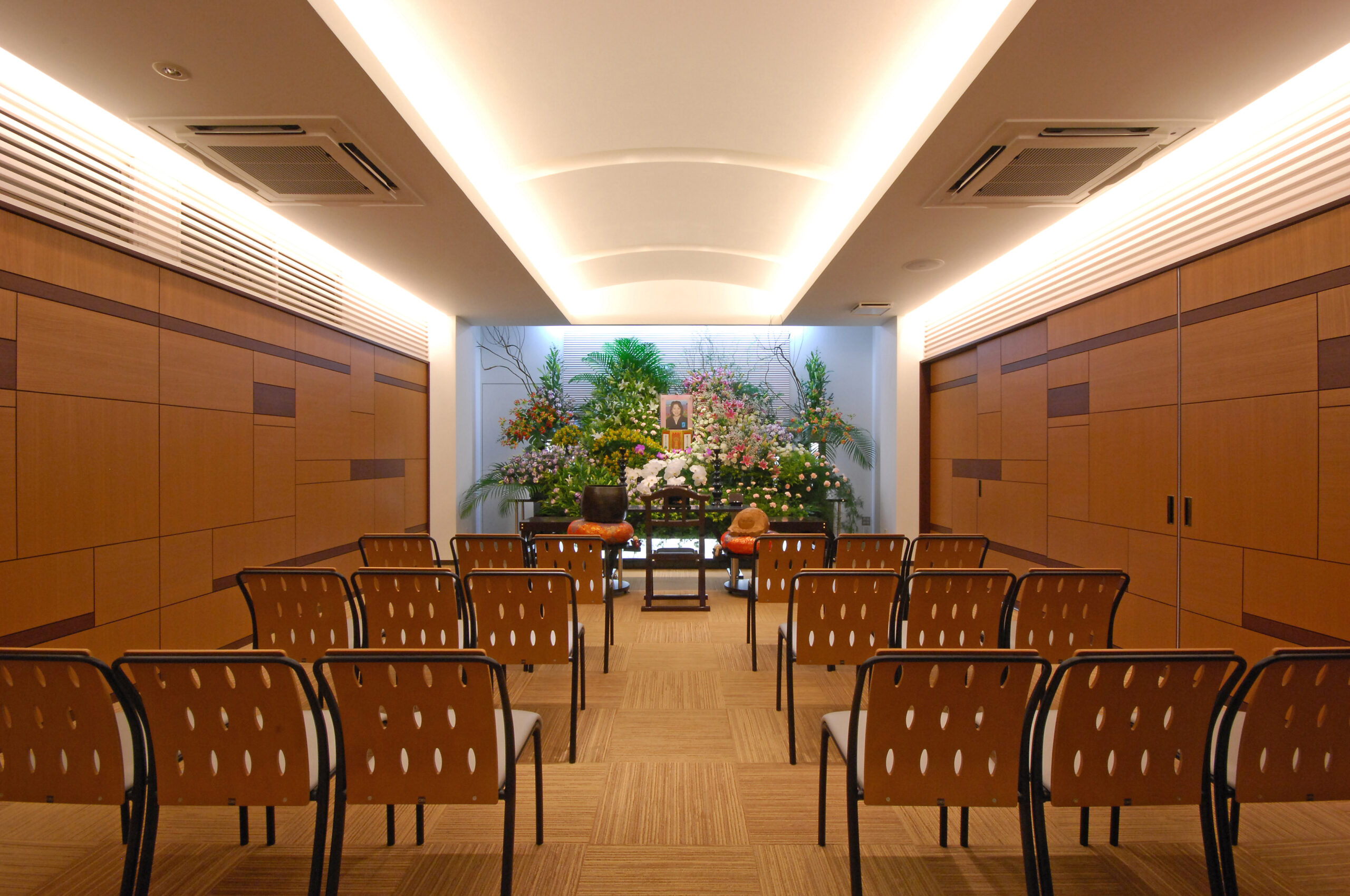 T葬儀社